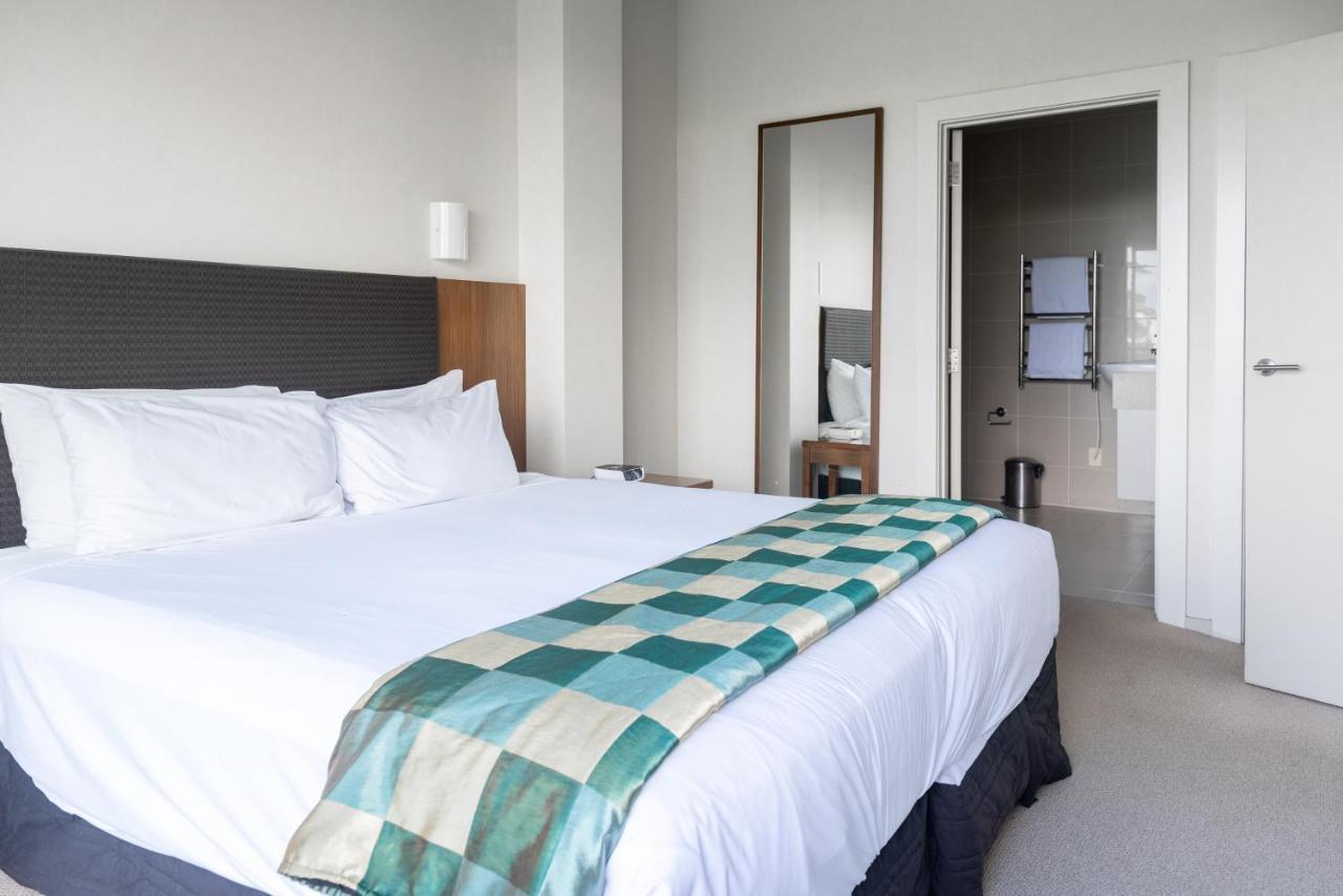 Ocean Breeze Hotel โอ๊คแลนด์ ภายนอก รูปภาพ