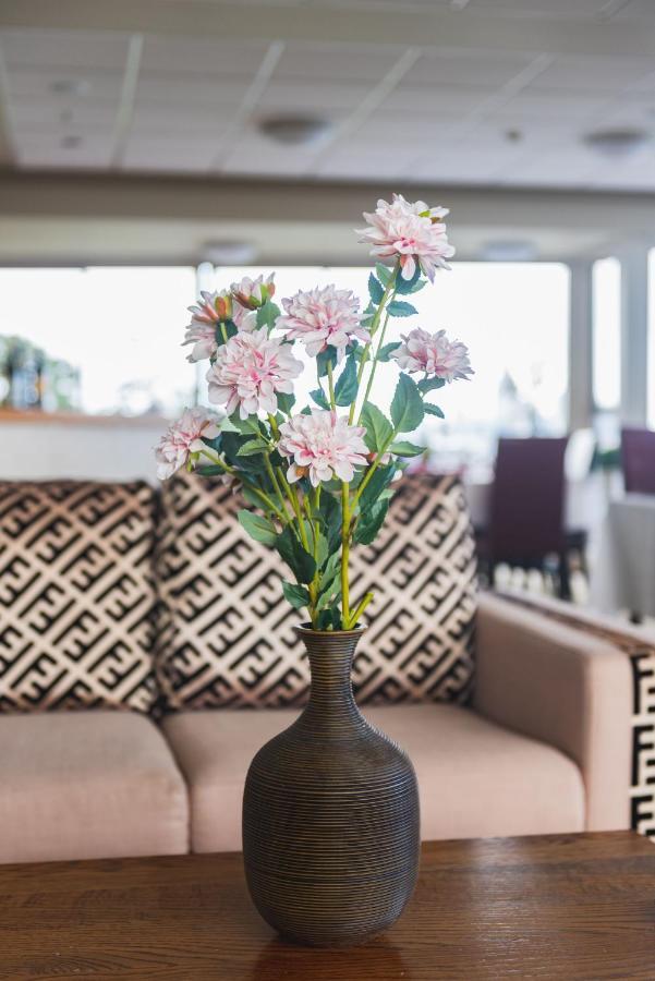 Ocean Breeze Hotel โอ๊คแลนด์ ภายนอก รูปภาพ