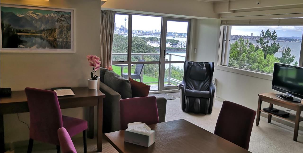 Ocean Breeze Hotel โอ๊คแลนด์ ภายนอก รูปภาพ